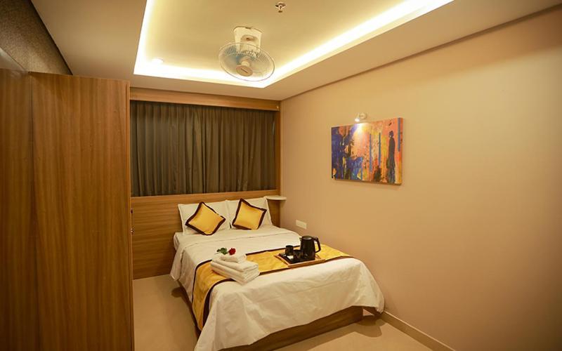 Hotel Emirates Kannangad Esterno foto